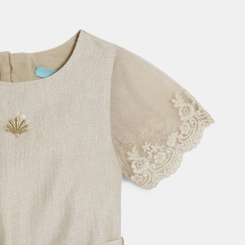 أفرول طويل بيج بألوان لامعة وأكمام قصيرة مطرز الفتيات الرضع